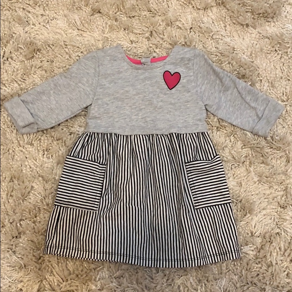 **Like New** dress with side pockets